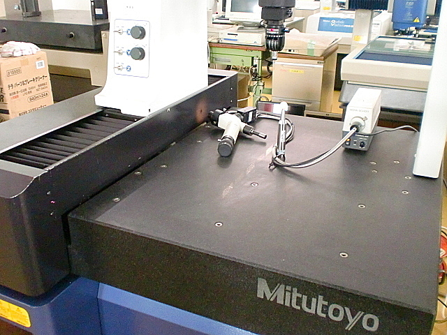 A032510 三次元測定機 ミツトヨ CRT-P M544_3
