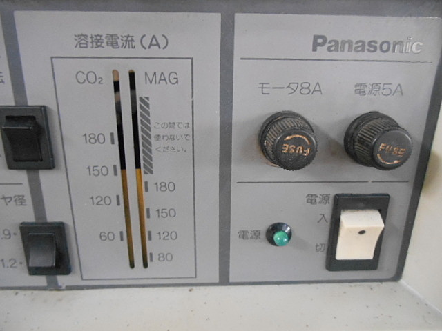 A024769 半自動溶接機 パナソニック YD-180R-5 | 株式会社 小林機械 A024769 半自動溶接機 パナソニック YD-180R-5 | 株式会社 小林機械