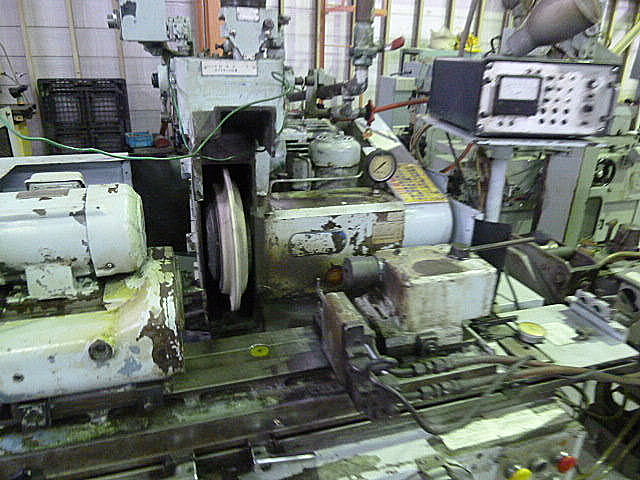 B004122 円筒研削盤 豊田工機 GOP-10-30_4