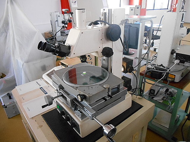 A027622 顕微鏡 ニコン MM-22_2