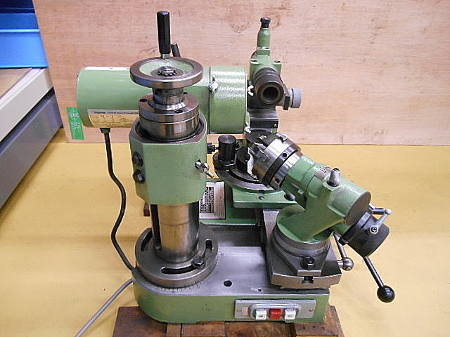 A030231 エンドミル研削盤 飯田鉄工所 GT-200KR | 株式会社 小林機械 A030231 エンドミル研削盤 飯田鉄工所 GT-200KR | 株式会社 小林機械