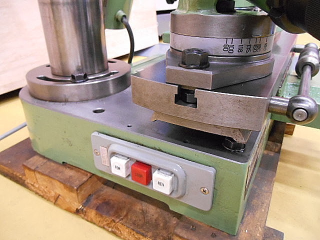 A030231 エンドミル研削盤 飯田鉄工所 GT-200KR | 株式会社 小林機械 A030231 エンドミル研削盤 飯田鉄工所 GT-200KR | 株式会社 小林機械