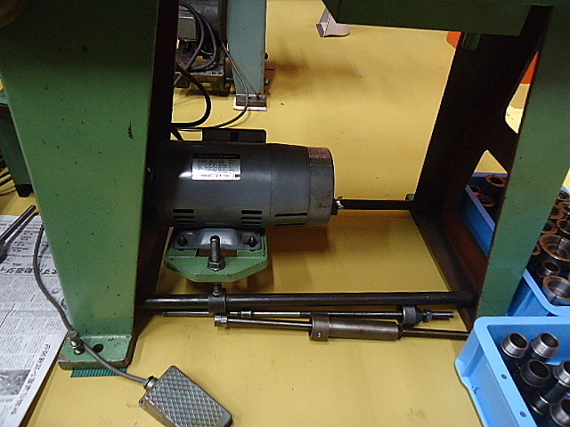 A026986 ペンチレース 高松機械工業 T850K | 株式会社 小林機械