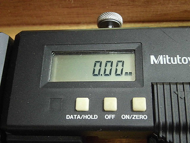 A025500 デジタルノギス ミツトヨ CFC-60_3