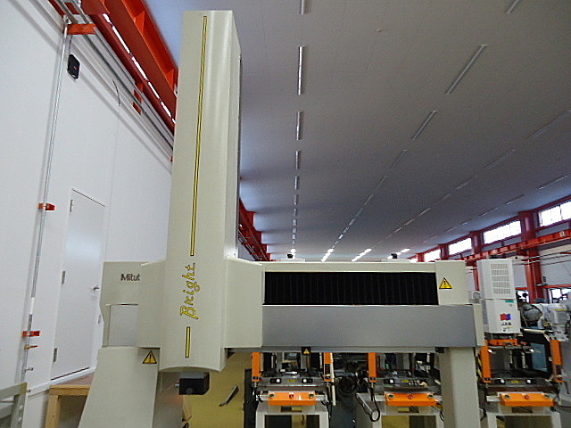 P002267 三次元測定機 ミツトヨ BRT710 | 株式会社 小林機械