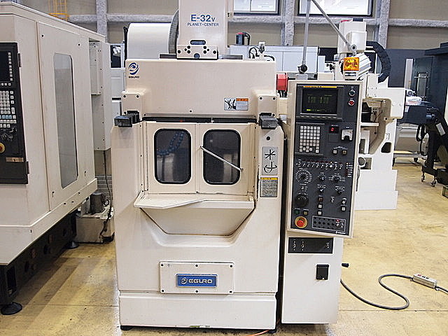 P002256 五軸加工機 江黒 E-32V_0
