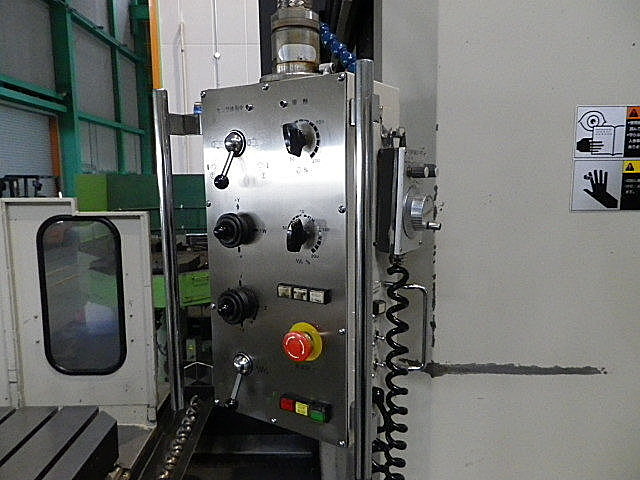 P900135 横中ぐり盤 東芝機械 BTD-200QE_6