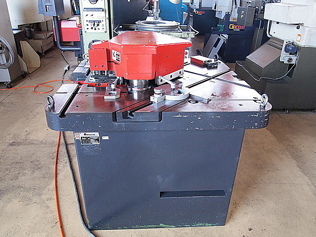P002067 コーナーシャー アマダ CSW-250_5