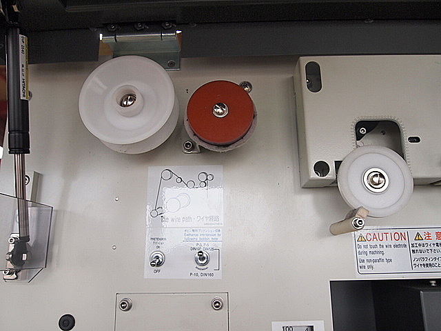 P002071 ＮＣワイヤーカット 三菱電機 FA10SM_4