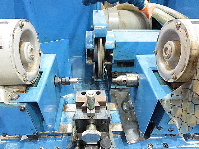 C001736 円筒研削盤 アルファニトス AM-150S_4