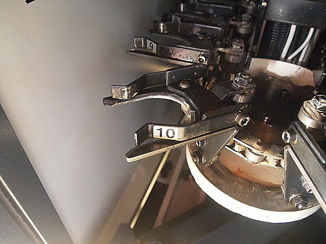 P001999 立型マシニングセンター 牧野フライス製作所 V33_10