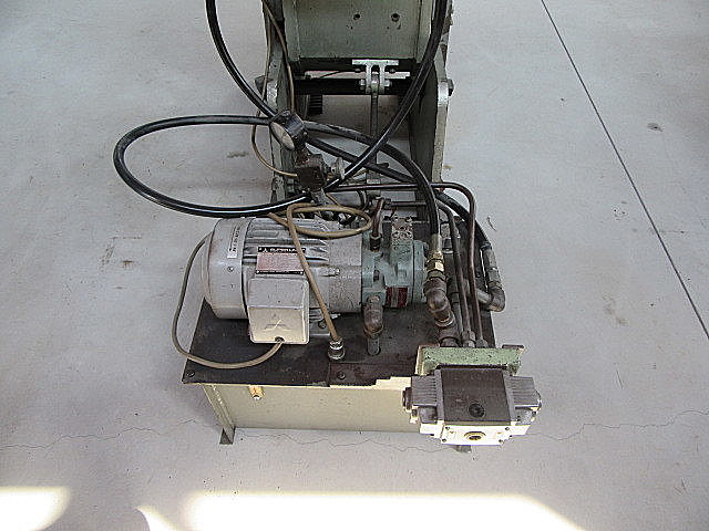 B003098 油圧プレス 三恵機械 MPRE-20_6