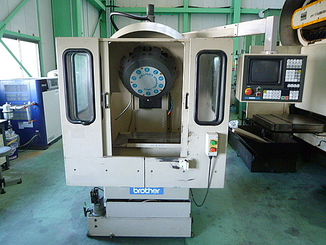 P900119 タッピングセンター ブラザー TC-211 | 株式会社 小林機械