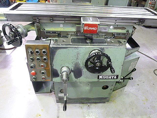 P900098 万能フライス 新潟鉄工 2UMC_5