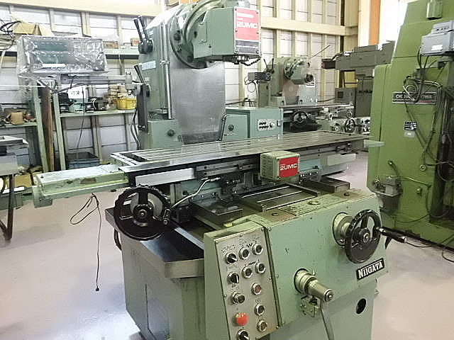B003073 万能フライス 新潟鉄工 2UMC_1