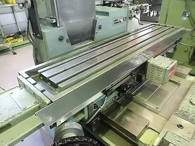 B003073 万能フライス 新潟鉄工 2UMC_5