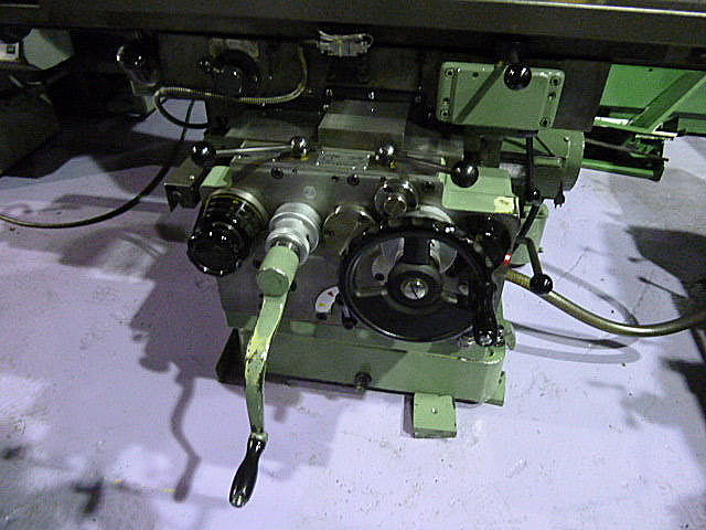 B003028 ひざ型フライス 日立精機 2MF-V_5