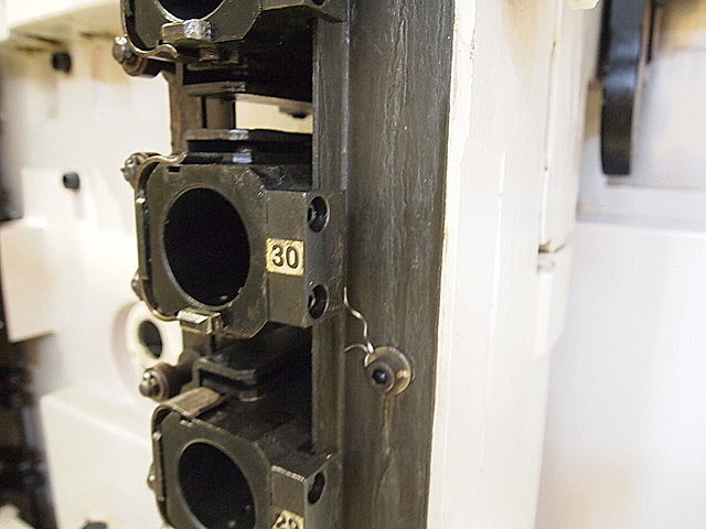 P001677 横型マシニングセンター オークマ MA-400HA_15