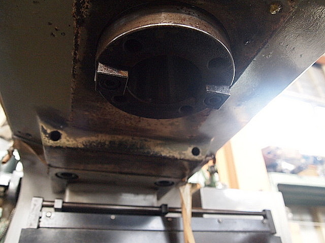B003009 ひざ型フライス 日立精工 2MW-V_3