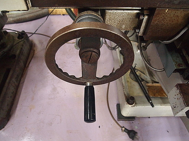 B003009 ひざ型フライス 日立精工 2MW-V_8