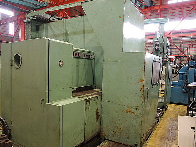 P001598 フラット型ＮＣ旋盤 中部工機 FN150_1