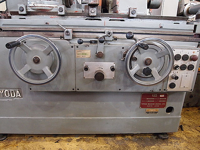 P001605 万能円筒研削盤 豊田工機 GUS30×50_8