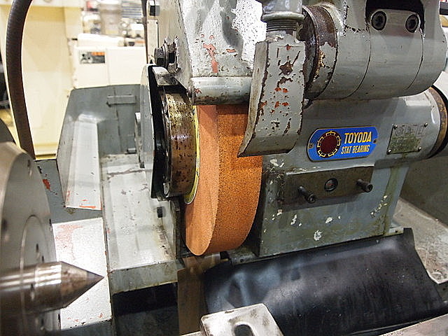 P001605 万能円筒研削盤 豊田工機 GUS30×50_16
