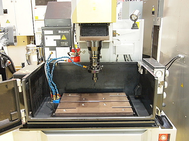 P001542 ＮＣ放電加工機 ソディック AM3L_2