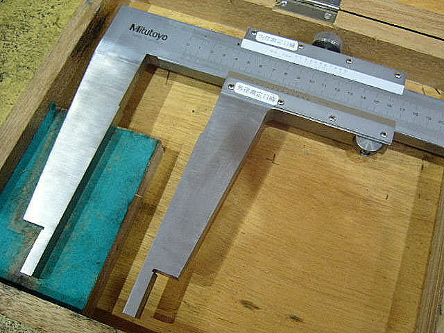 A019586 長尺ノギス ミツトヨ C200_5