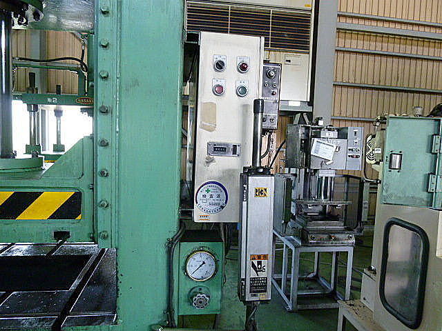 J002002 油圧プレス 佐々木 SMA-60T_5