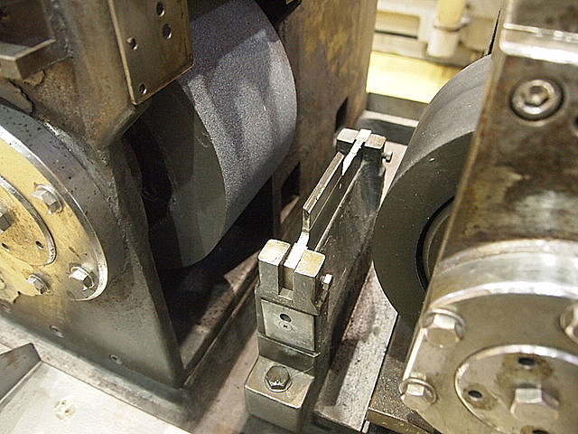 P001418 センターレス シンコー精機 SKS-350_4