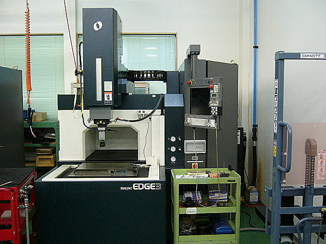 P001468 ＮＣ放電加工機 牧野フライス製作所 EDGE3-MR_0