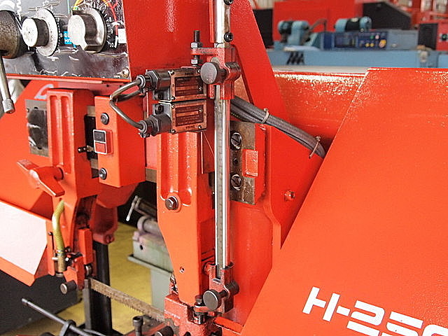 P010074 バンドソー アマダ H-250H_6