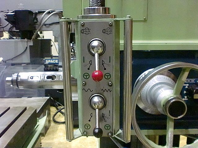 P000976 横中ぐり盤 東芝機械 BZ-8_6