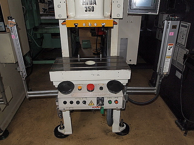 P000945 Ｃ型プレス アイダ NC1-350E(2)_2