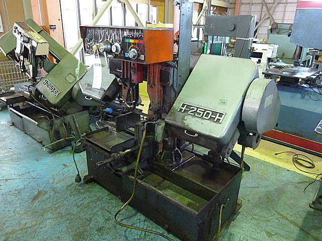 P000572 バンドソー アマダ H-250H_1