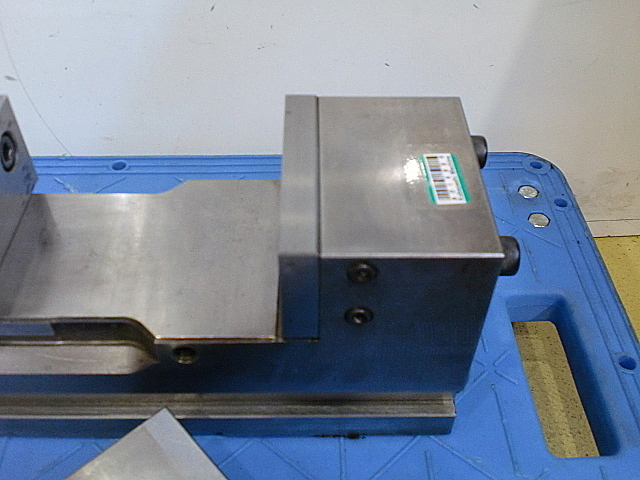 A014986 治具マシンバイス 津田駒 VJ-100_1