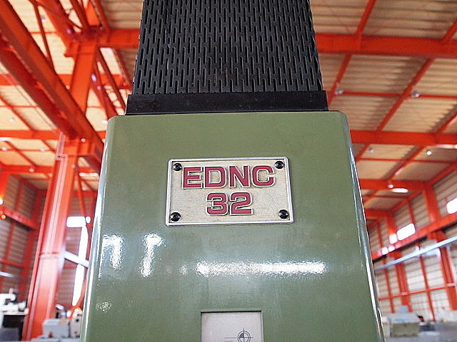 P000269 放電加工機 牧野フライス製作所 EDNC-32_3