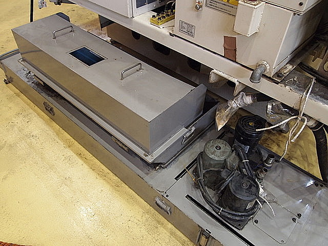 P000127 立型マシニングセンター オークマ MB-56VA_8