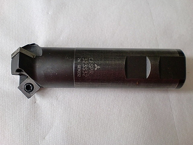 A012249 面取りカッター 三菱マテリアル CFSPR323S32_1