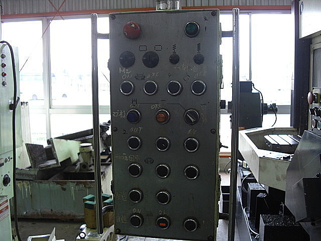 C001149 ロータリー研削盤 東芝機械 KRT-16B_15