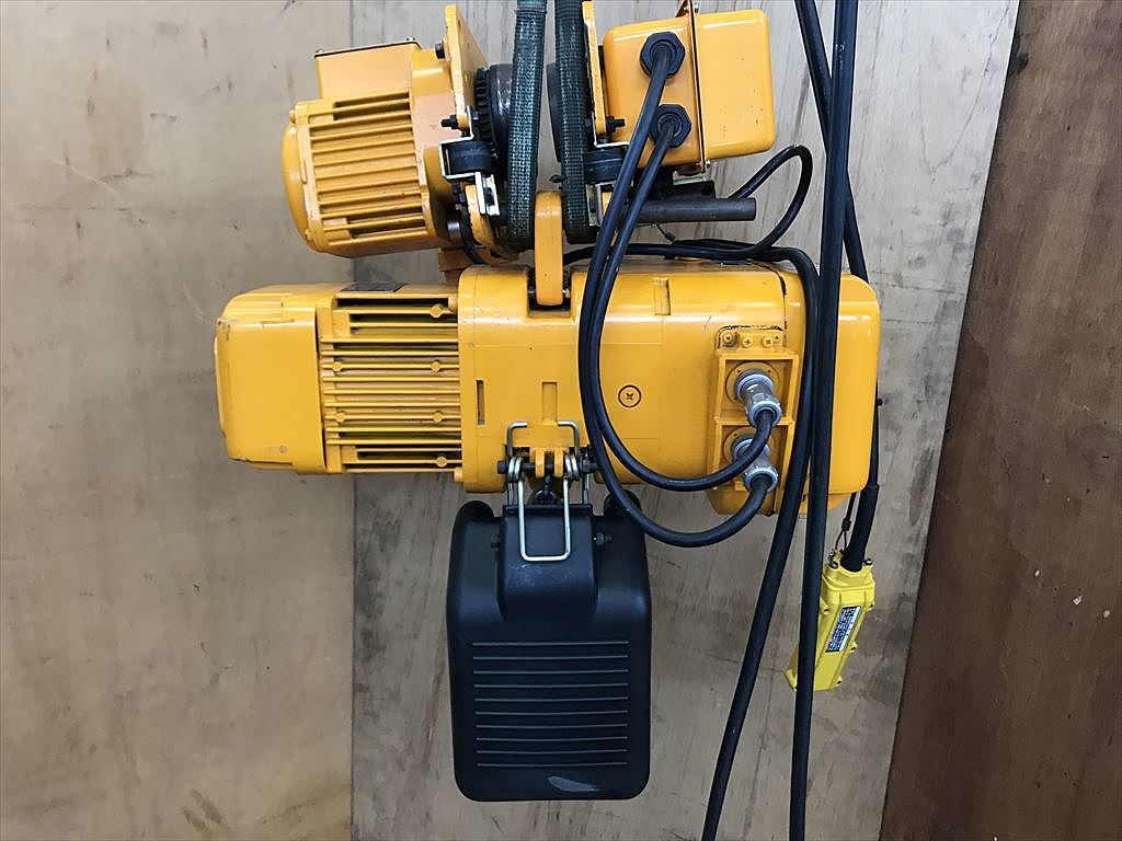 C117360 電動チェーンブロック KITO ER010S | 株式会社 小林機械 C117360 電動チェーンブロック KITO ER010S | 株式会社 小林機械