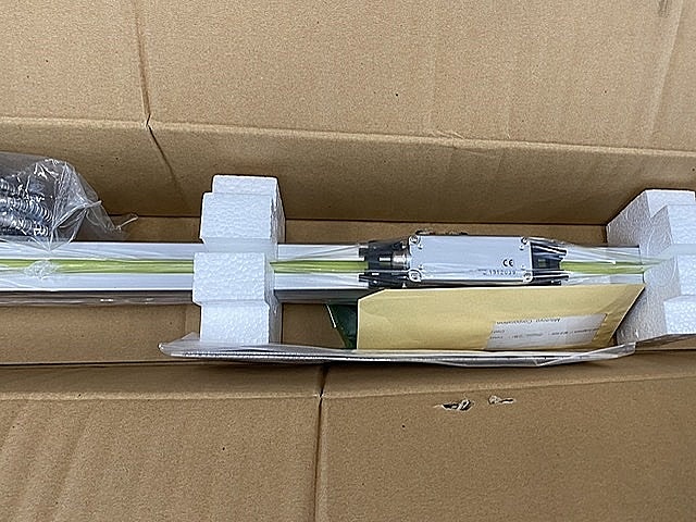 C122469 リニアスケール 新品 ミツトヨ AT102-1500(No.539-132 C122469 リニアスケール 新品 ミツトヨ AT102-1500(No.539-132