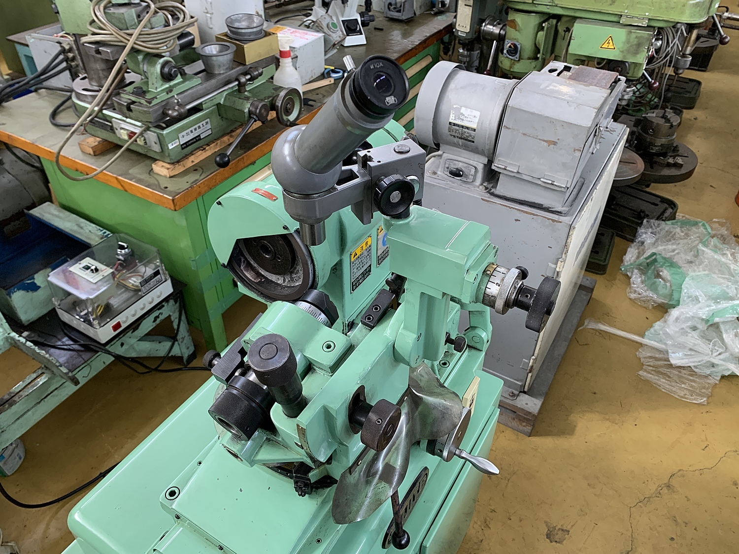 こころさん専用　cnt25 コードレス集じん丸のこ：C1205DYA