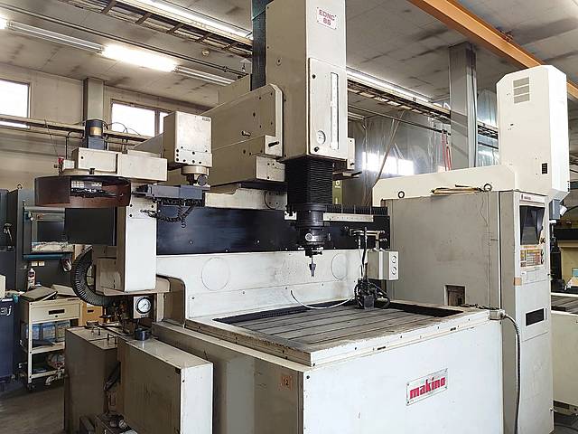 G004671 ＮＣ放電加工機 牧野フライス製作所 EDNC85-MA8_2