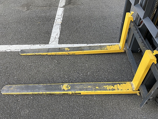 P007263 フォークリフト コマツ FD18T-21_3