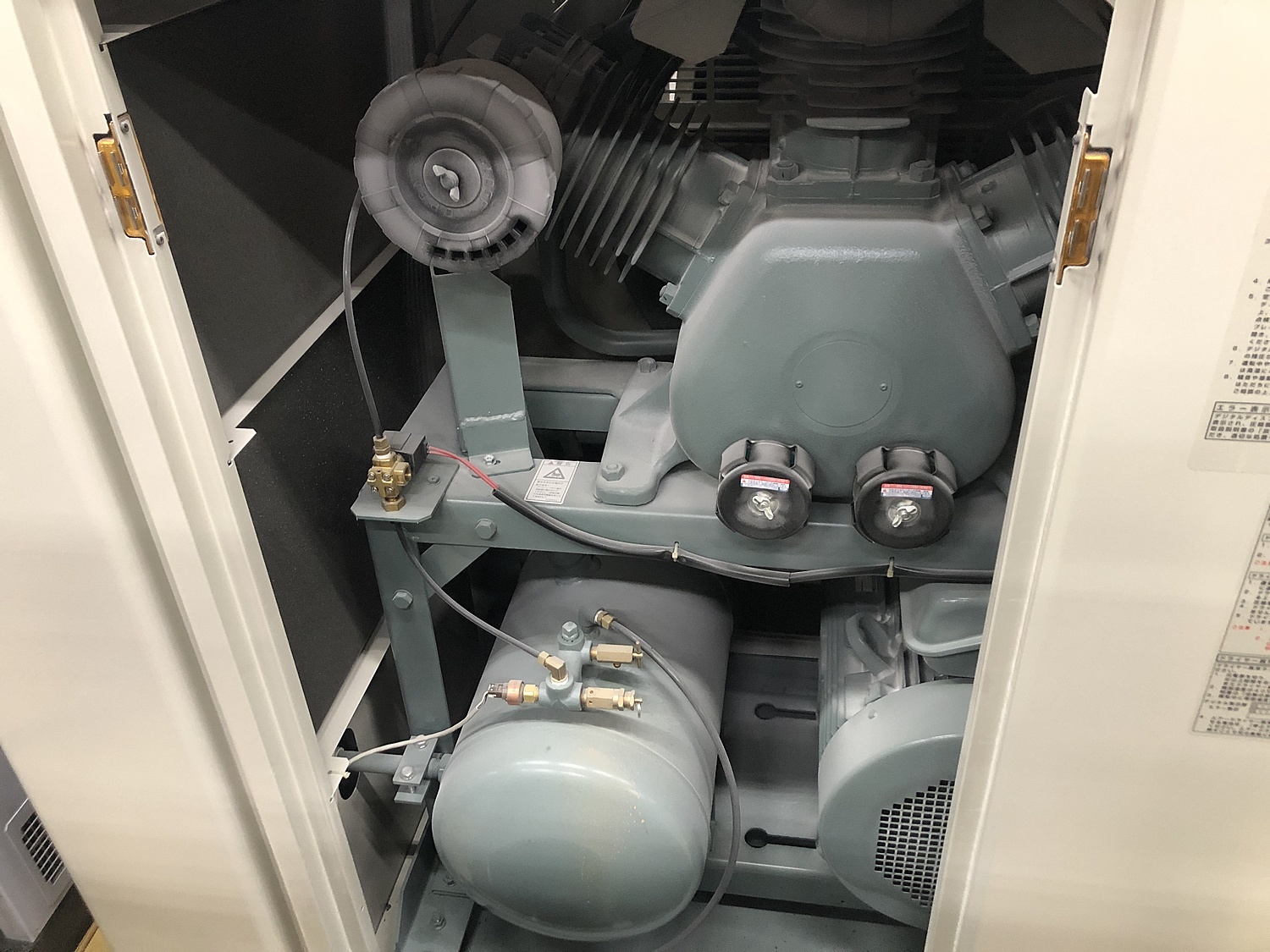 C124690 パッケージコンプレッサー 日立 POD-11MNP5 | 株式会社 小林機械