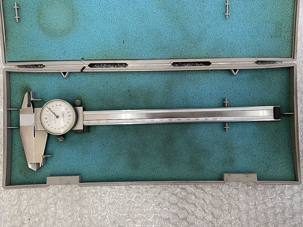 ミツトヨ ダイヤルノギス 200mm CODE 505-647 ミツトヨ ダイヤル