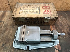 C119636 マシンバイス 津田駒 VG-125 | 株式会社 小林機械