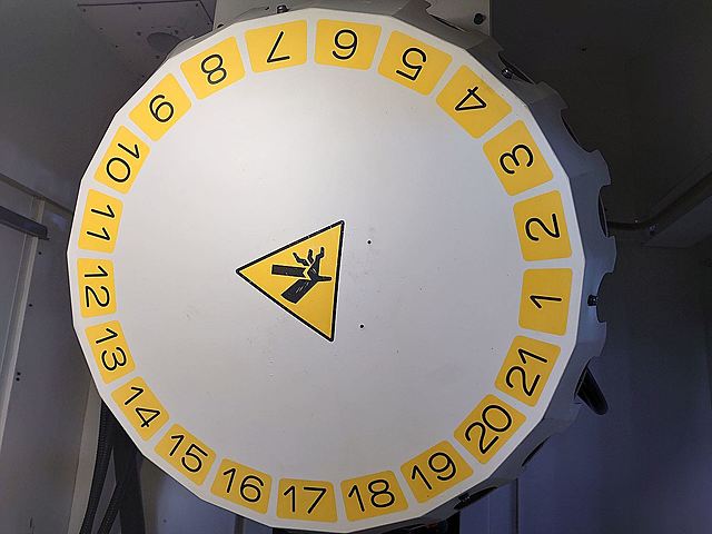 P007287 ドリリングセンター ファナック α-T21iF_6